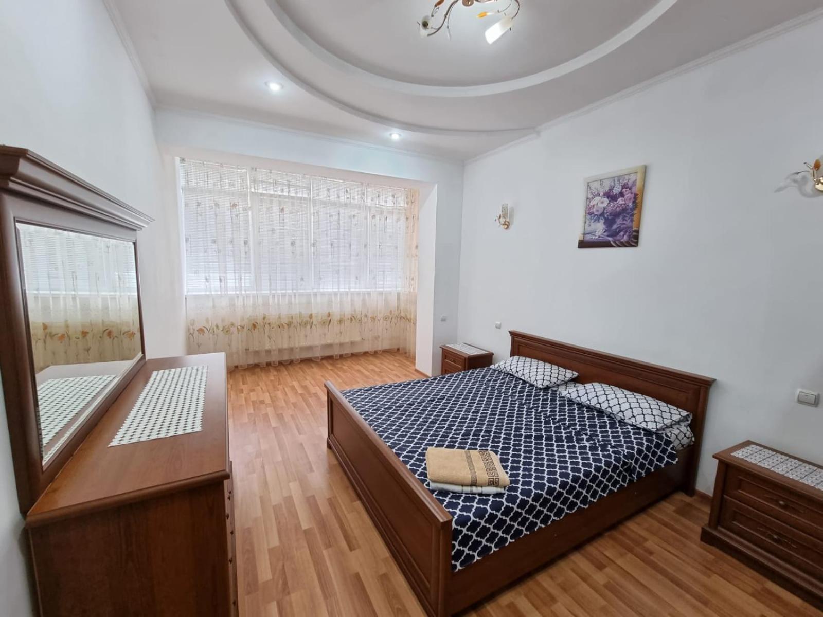 Tolstoi In Chisinau Close To Stefan Cel Mare Ngoại thất bức ảnh